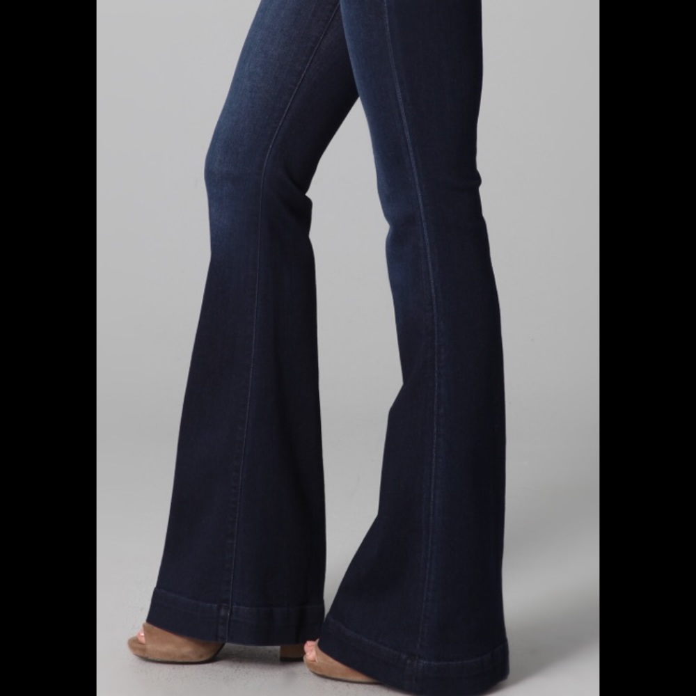 Hudson bell bottom jeans !